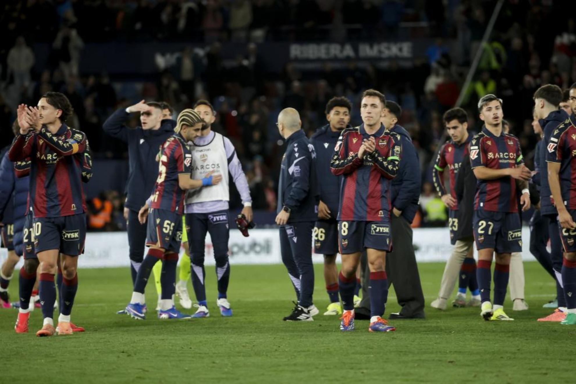 Levante: dos meses sin perder en el Ciutat y la impronta de Luís Castro